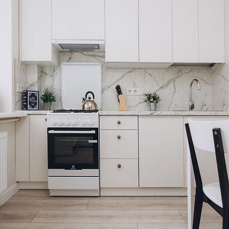 Apart-Smart 5.26 Near Lavina 5 Floor Kharkovskaya Суми Екстериор снимка