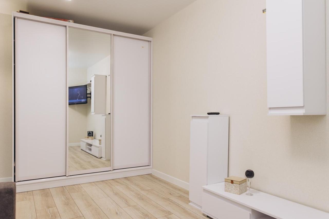 Apart-Smart 5.26 Near Lavina 5 Floor Kharkovskaya Суми Екстериор снимка