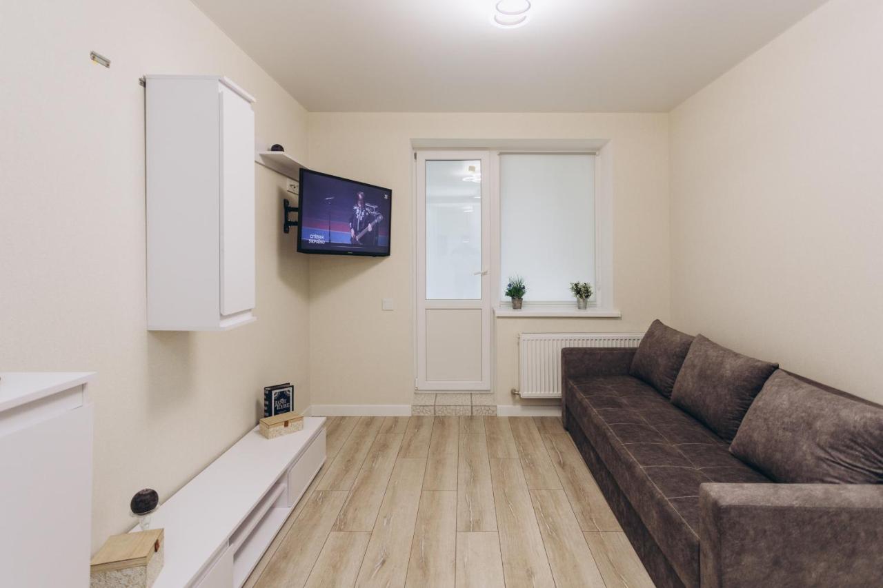 Apart-Smart 5.26 Near Lavina 5 Floor Kharkovskaya Суми Екстериор снимка